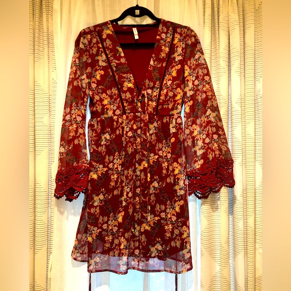 Xhilaration Floral dress, burgundy
